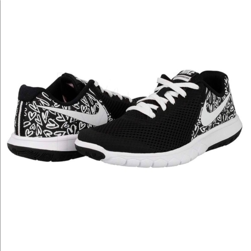 New Nike Flex Experience 5 running shoe